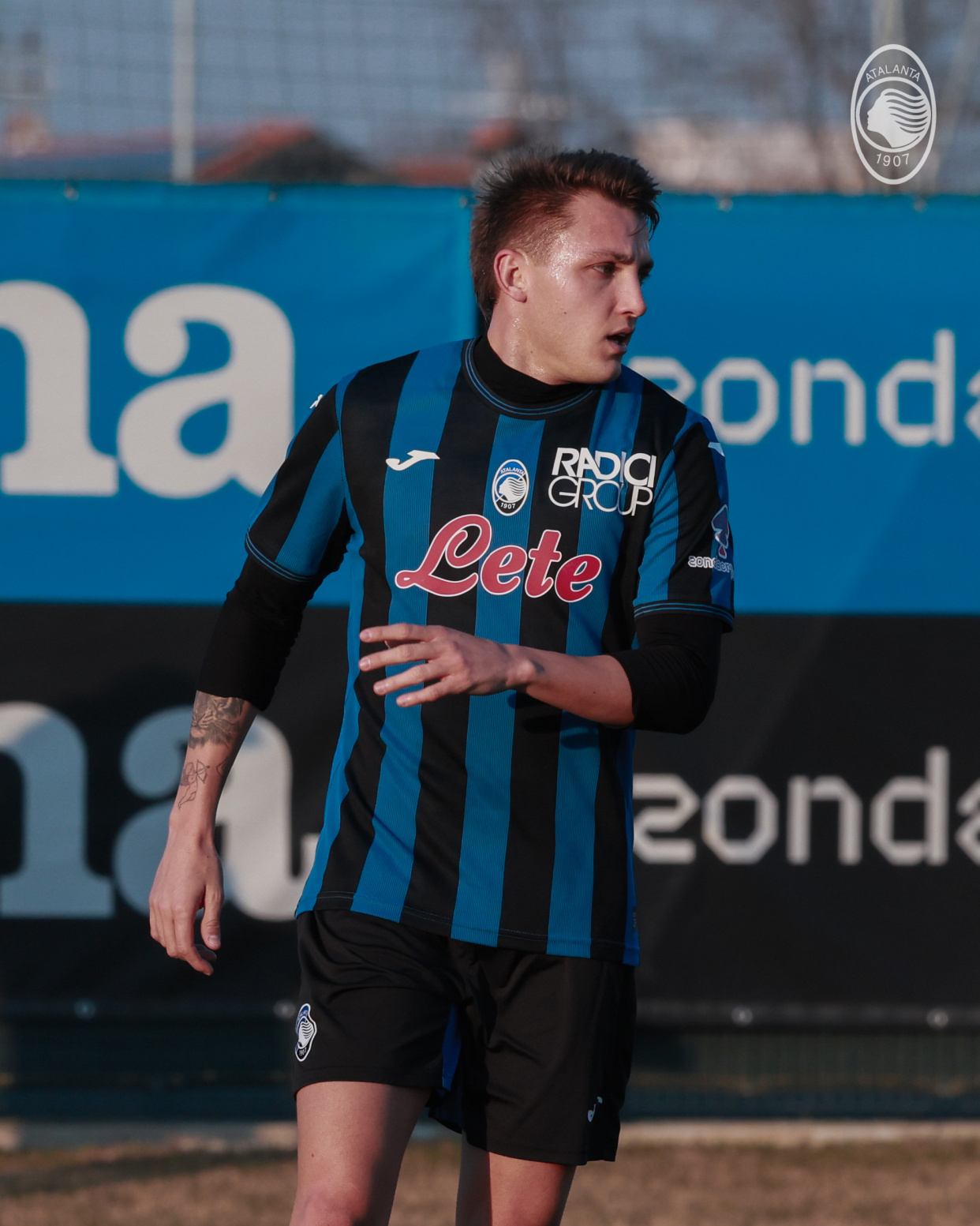 九博登录入口 -冲刺阶段AC米兰调整名单以备足总杯，主帅复盘环节打磨，话题不断，控场能力受关注的简单介绍