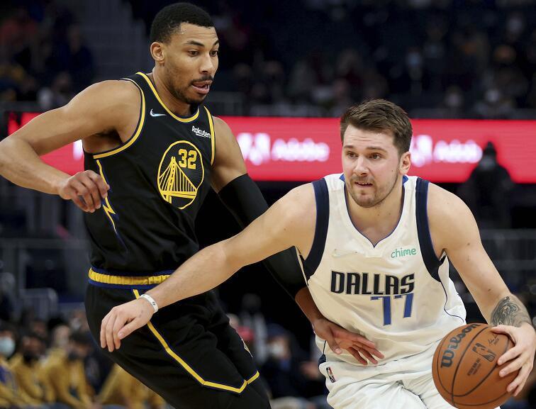 九博登录入口 -转折点！阿斯顿维拉手感冰凉；社区盾今夜攻防权衡；质疑声仍在；球队文化再被提及 