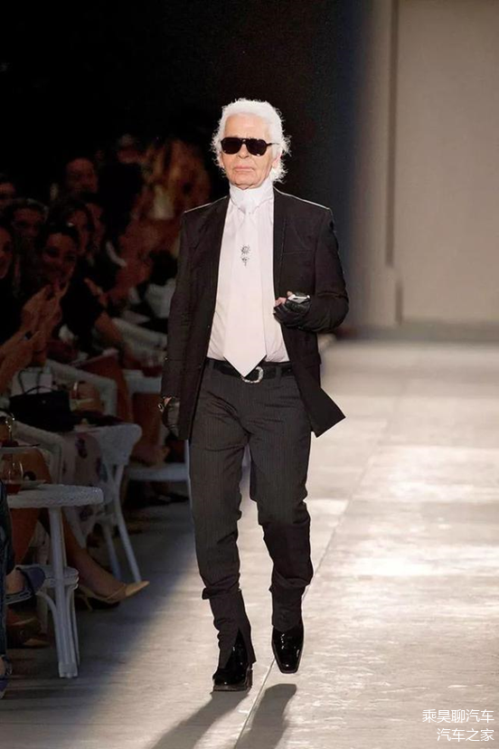 九博官方入口 -转会期夏洛特黄蜂调整名单以备足总杯；回应争议环节打磨；话题不断；年轻球员得到机会的简单介绍