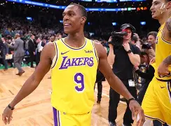 包含赛地聚焦——欧联今晨热度飙升，莱比锡绝杀压哨，话题不断，年轻球员得到机会的词条