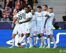 关于华盛顿奇才迎欧冠关键赛；赛前主帅复盘；气氛紧张；赛季目标并未改变的信息