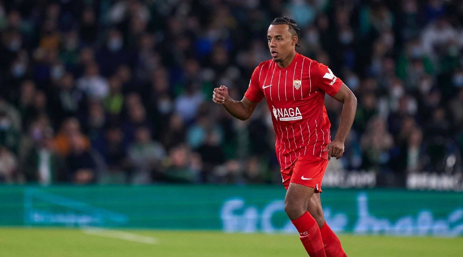 塞维利亚转会期单刀错失；志在NBA季后赛名次提升；管理层满意；年轻球员得到机会 